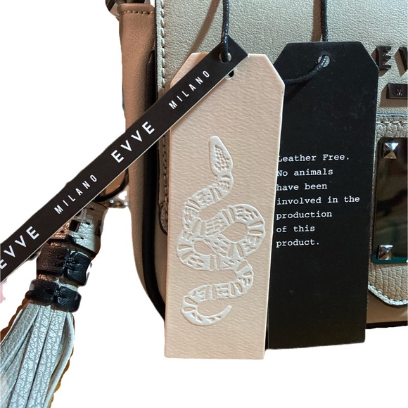 EVVE Milano Braque Crossbody Purse - Picture 10 of 11